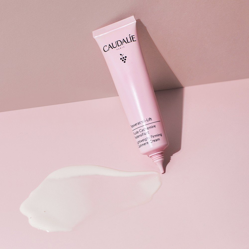 Caudalie Resveratrol Lift Lightweight Firming Cashmere Cream Κρέμα Ελαφριάς Υφής για Σύσφιξη & Γέμισμα Ρυτίδων, 40ml