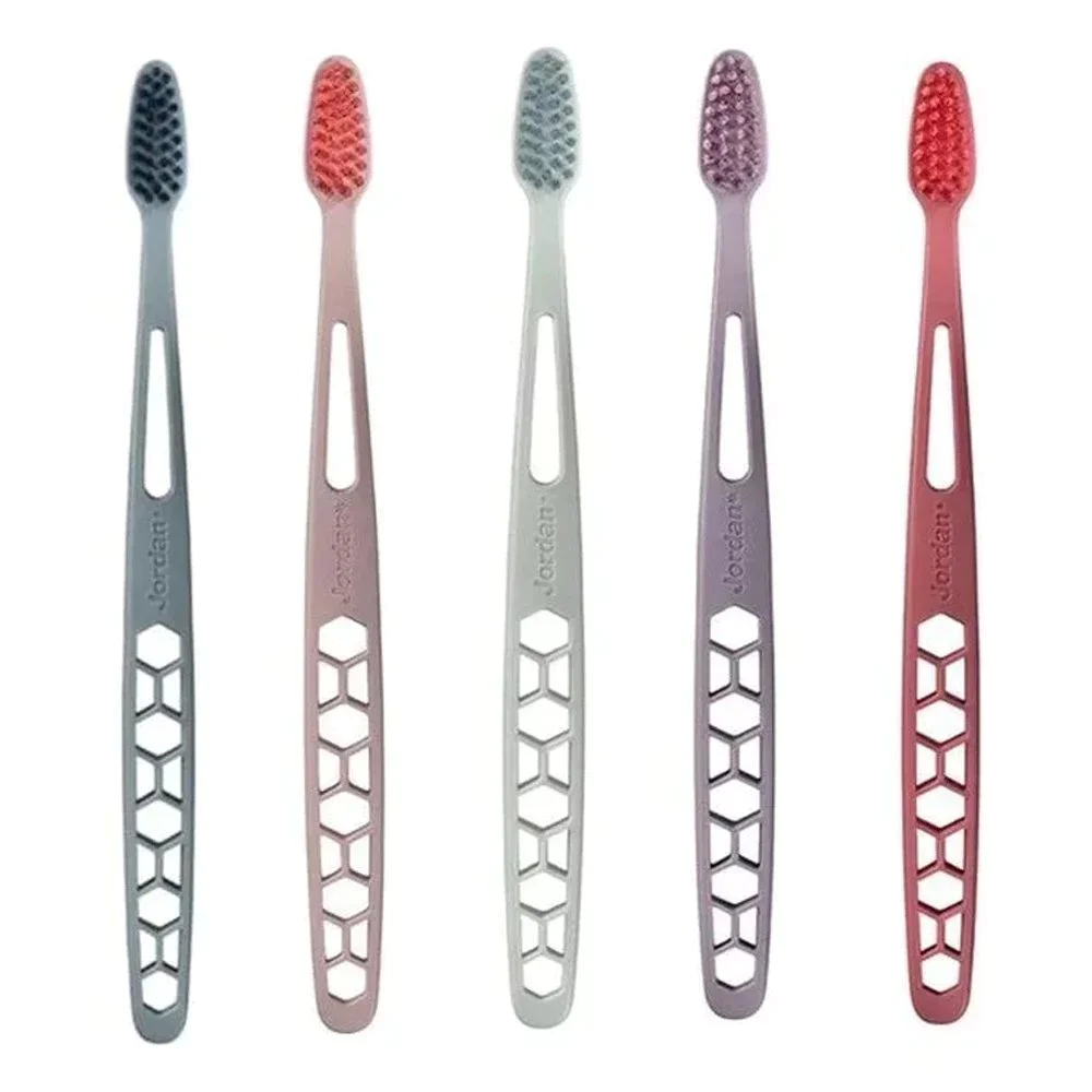 Jordan Ultralite Sensitive Soft Οδοντόβουρτσα Μαλακή, 1τμχ Jordan Ultralite Sensitive Soft Οδοντόβουρτσα Μαλακή, 1τμχ