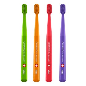 Curaprox Kids Οδοντόβουρτσα Παιδική 4-12 ετών, 1τμχ