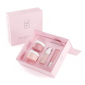  Lavish Care Radiant Lift Skin Care Essentials Box Set Σετ Περιποίησης Προσώπου Αντιγηραντικής Φροντίδας, 1σετ