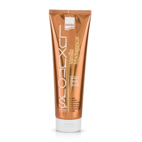 Intermed Luxurious Natural Exfoliating Scrub Vanilla Απολεπιστικό Σώματος με Άρωμα Βανίλια, 280ml