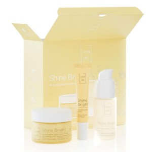 Lavish Care Shine Bright Triplet Κουτί Λάμψης με Κρέμα Ματιών 15ml, Πλούσια Κρέμα Ημέρας 50ml & Ορό 30ml, 1σετ