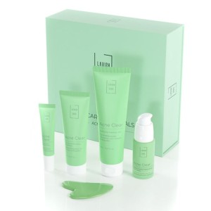 Lavish Care Skin Care Essentials Set Acne Clear Σετ Περιποίησης Προσώπου για Λιπαρά Δέρματα με Προδιάθεση Εμφάνισης Ακμής, 1σετ